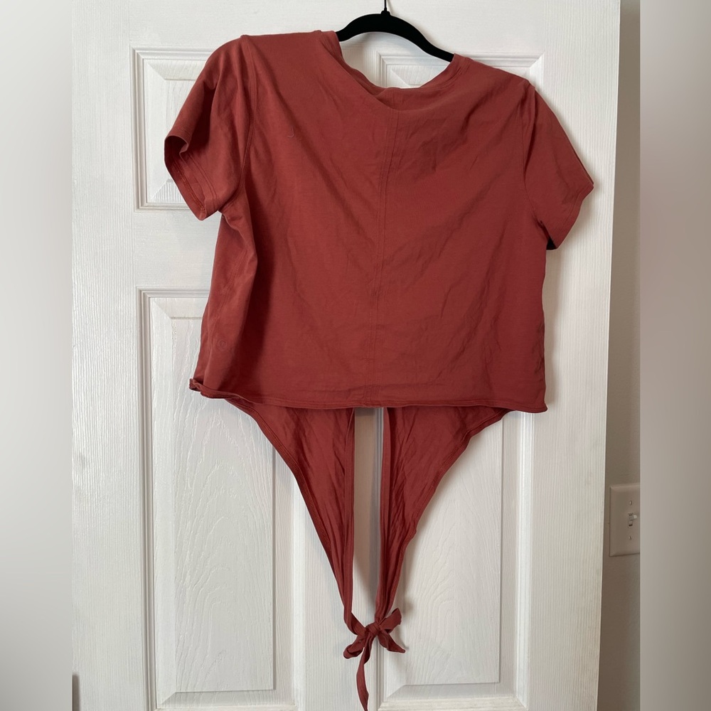 Lululemon Rust Tie-Back Short Sleeve Top